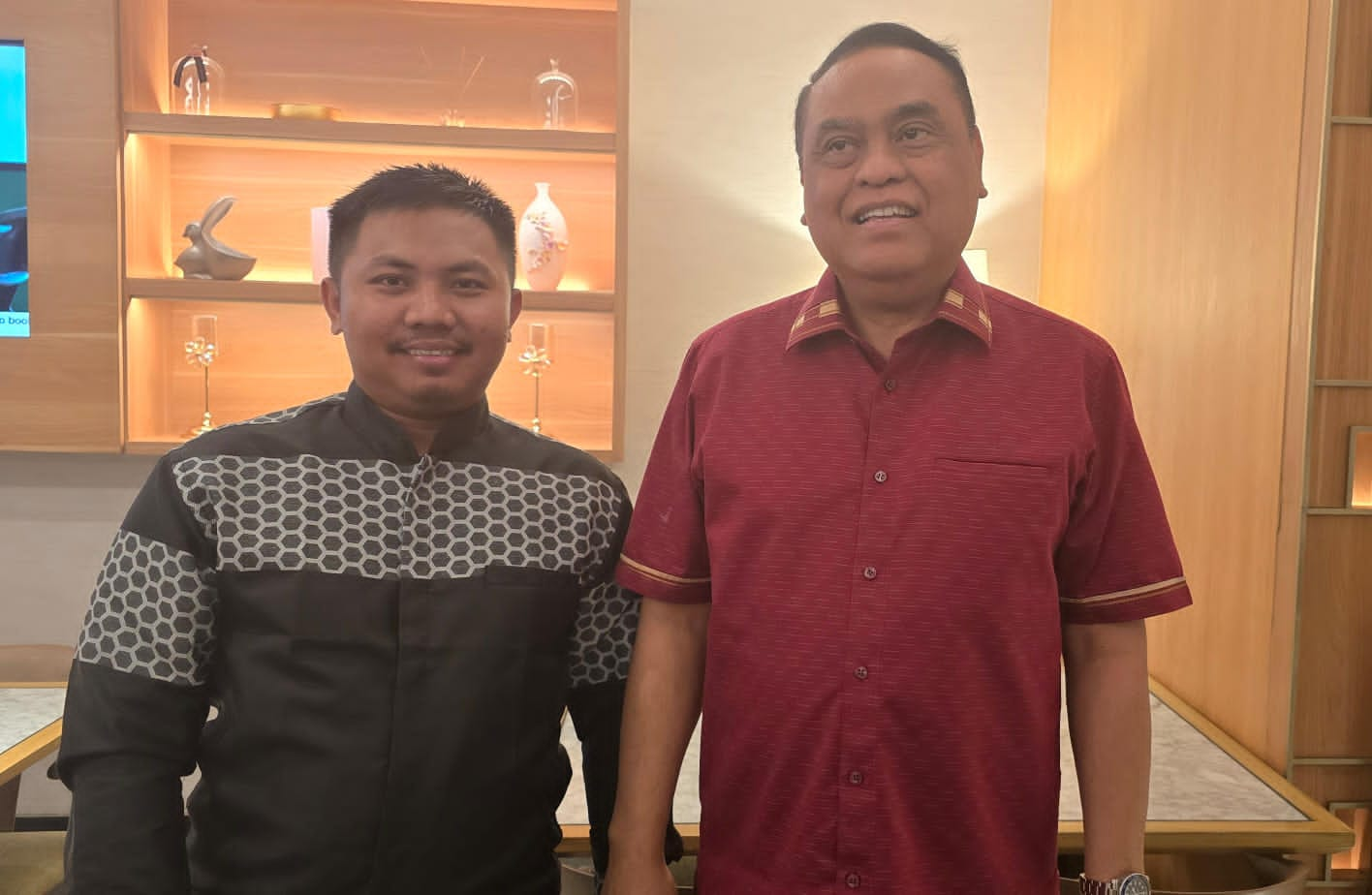 Rahmat Iqbal dan Syafrudin Kambo